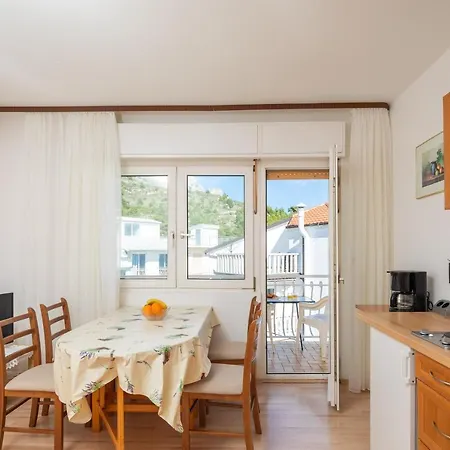 Apartment Sunny *